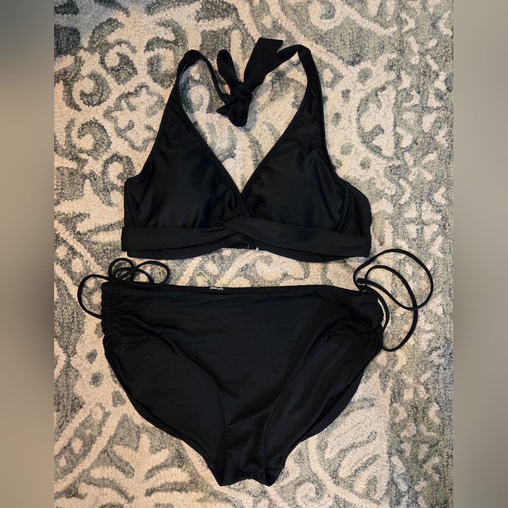 Athleta Black Bikini Set- Top Wired Support Sz 36B Bottom Sz L